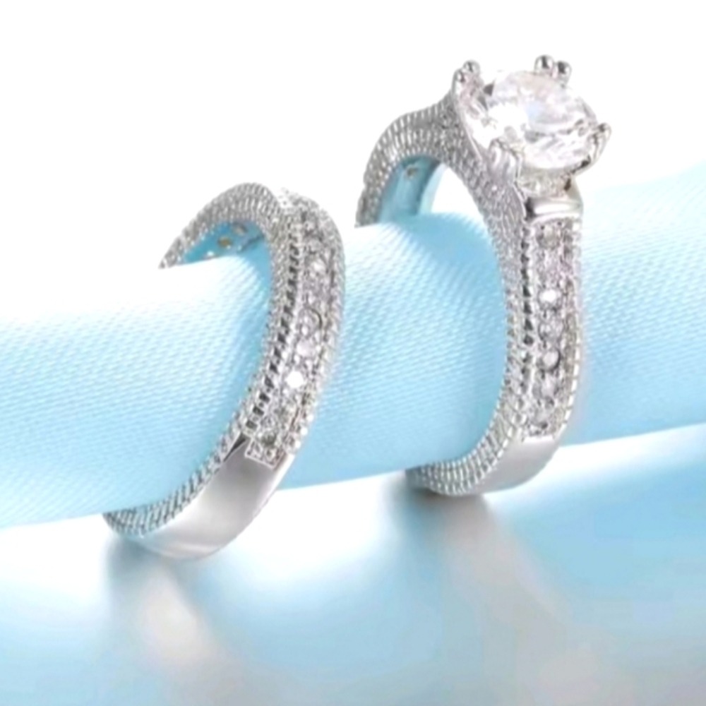 Elegant 925 Sterling Silver Women's Ring Set Sz 6